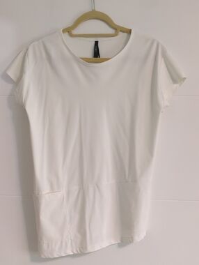 Porto Asymmetrical  White Short Sleeve Tunic Top Art To Wear Sz 1/S/M